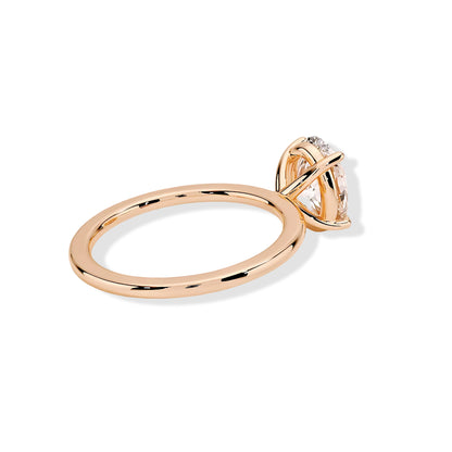 The Classic Round Diamond Engagement Ring