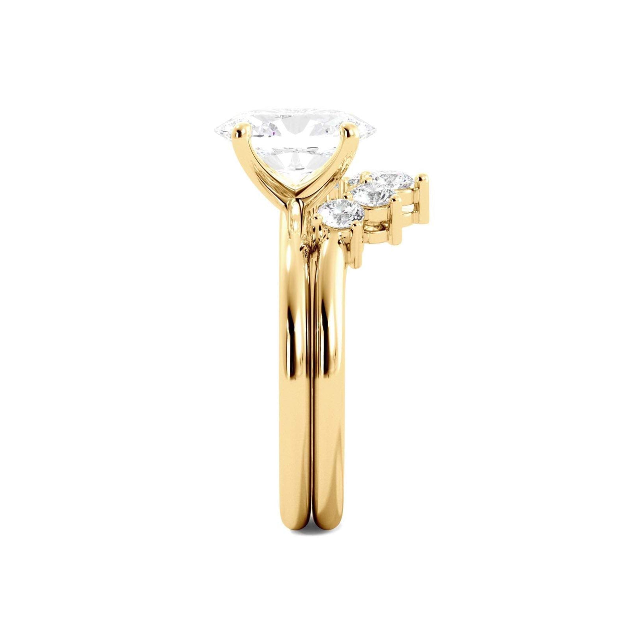 Solitaire Oval Diamond Ring Set for Women