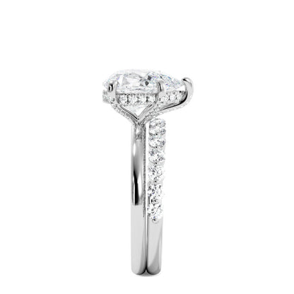 Tear Drop Shaped Moissanite Engagement Ring Set