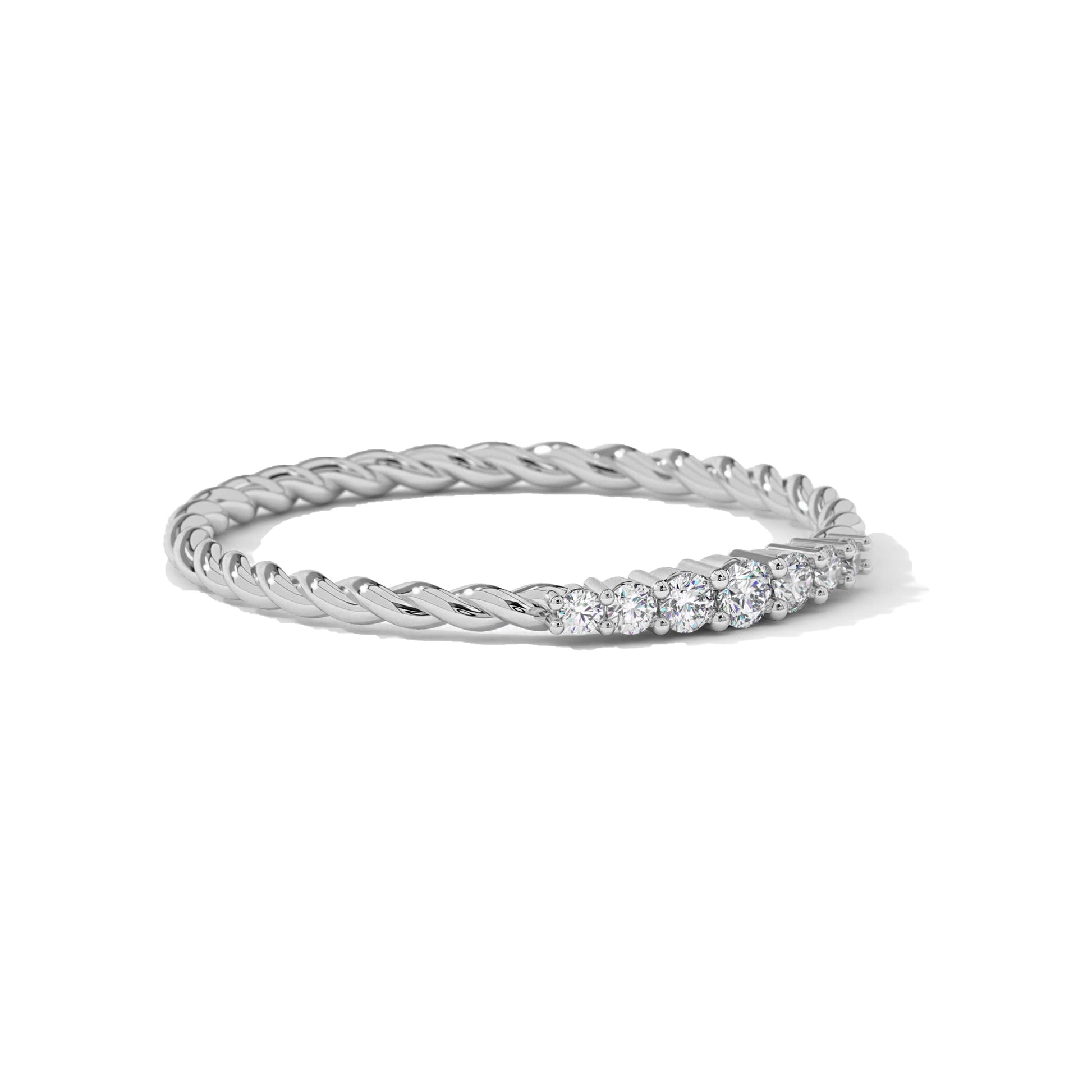 Angled view of white gold Diamond Wedding Ring - Lab Diamonds | Carat Rio, showcasing seven round diamonds in a twisted rope design.