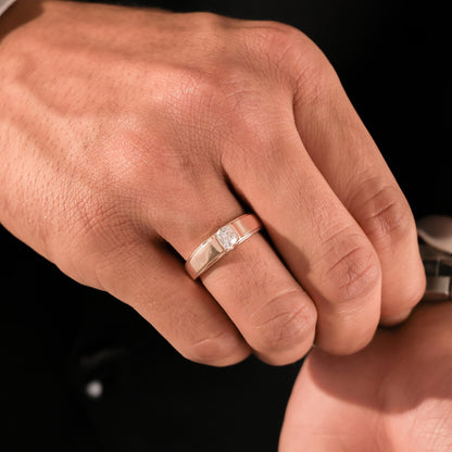 Classic Solitaire Round Mens Diamond Ring