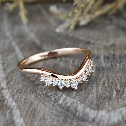 Top view of rose gold Round Diamond Tiara Wedding Ring with curved band and brilliant round diamonds.