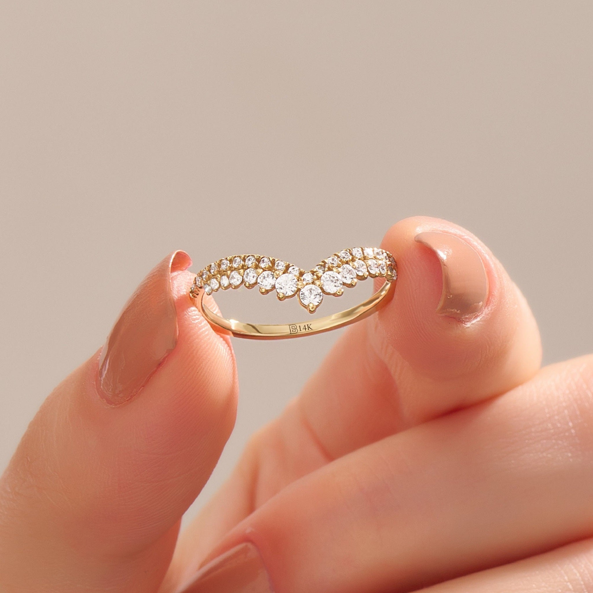 Chevron Style Round Curved Wedding Bands